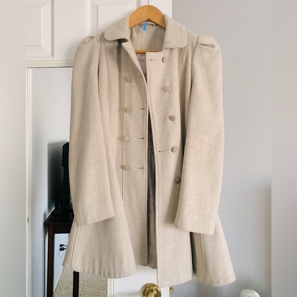 Victorian Riding Coat - Picture 2 of 4